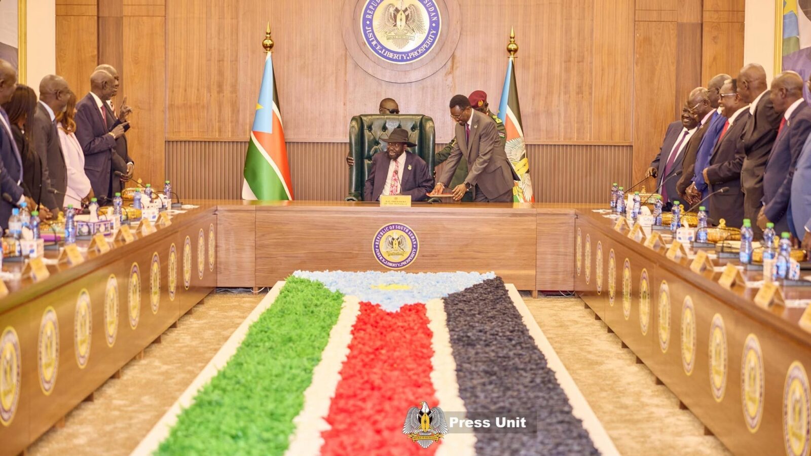 Kiir briefs cabinet on Kenya and South Africa tours as elections approach